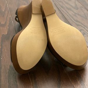 Steve Madden Shoes - Steve Madden SZ 6 / Brand New Black Wedges Steve Madden Shoes - Steve Madden SZ 6 / Brand New Black Wedges